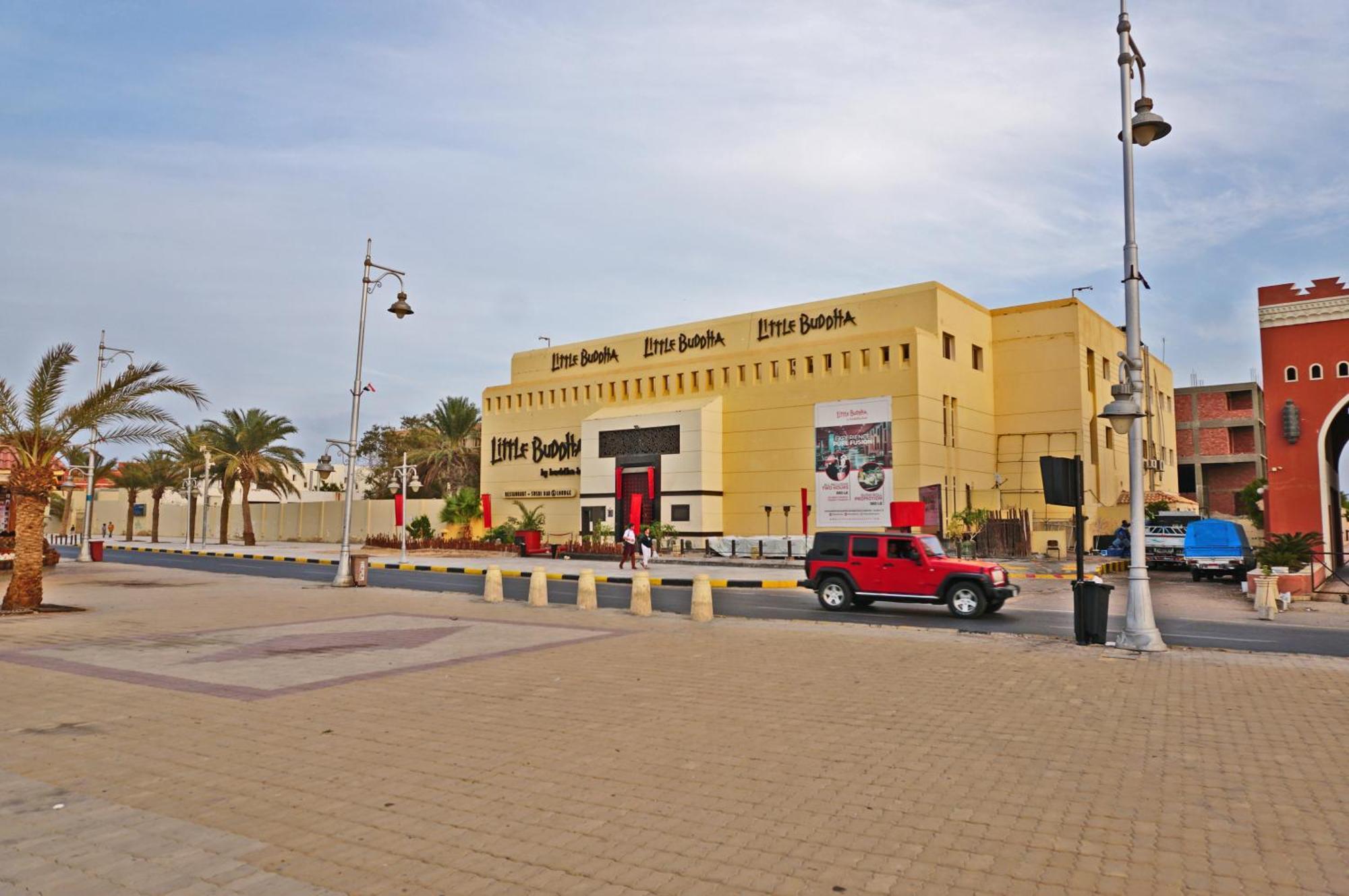 Modern Mountain View On The Touristic Promenade Appartamento Hurghada Esterno foto